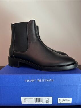 Stuart Weitzman Sondra Sleek Chelsea boots